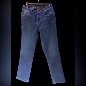EUC...Womens Natural Reflections flannel lined jeans. Size 4